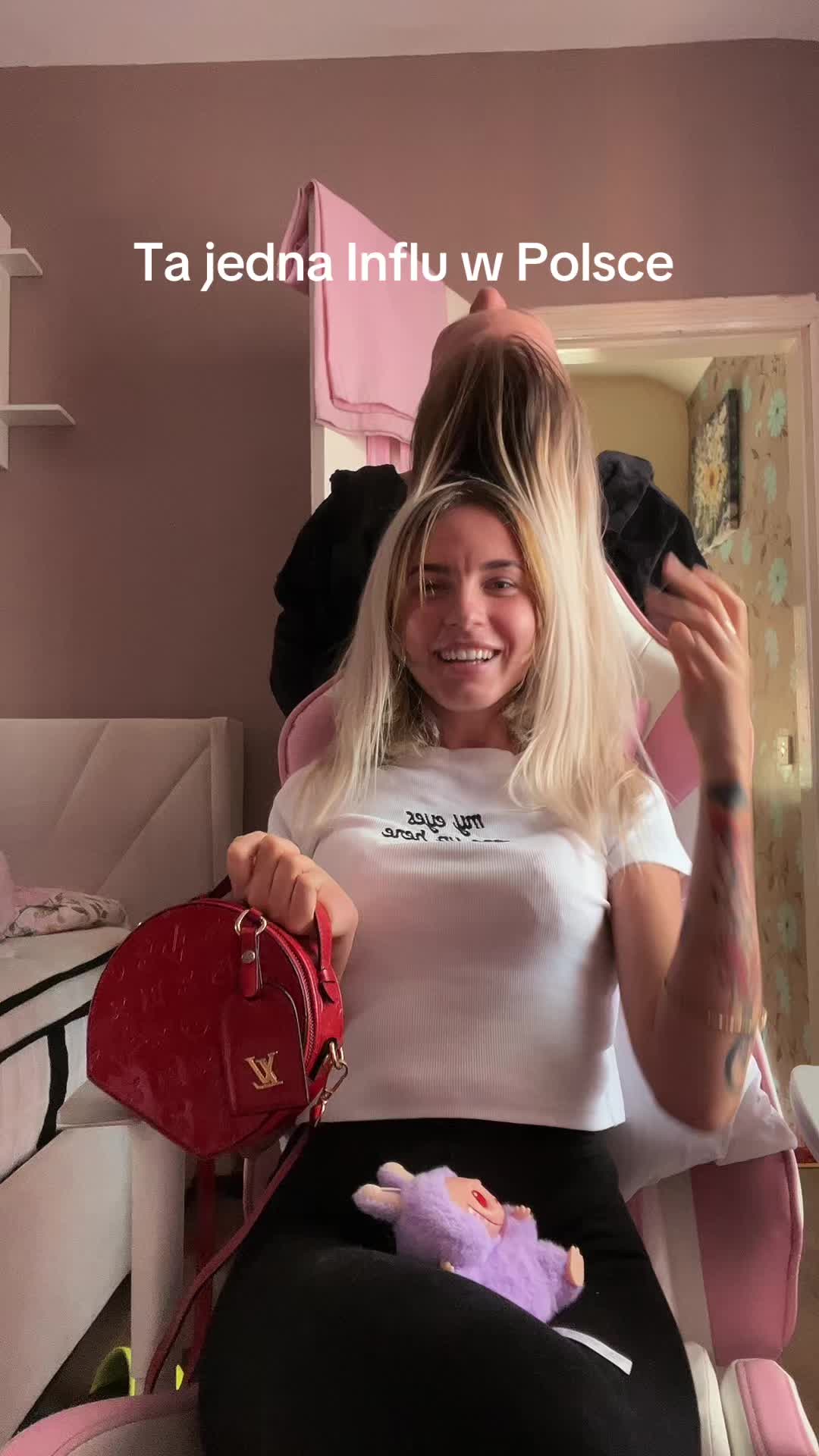 @𝓢𝓪𝓻𝓪 𝓑𝓮𝓻𝓪