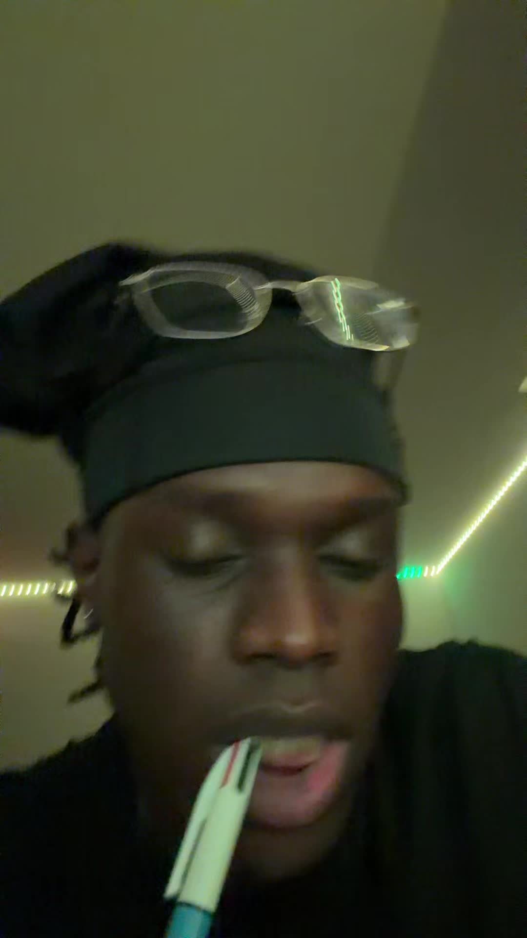 @23