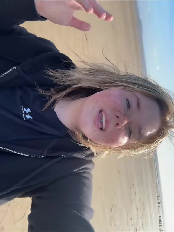 @ellie🫶🏻
