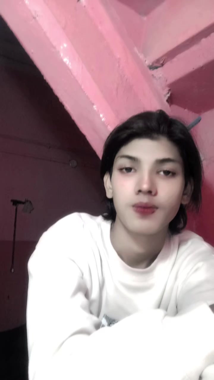 @▄︻デ👑 بادشاہ👑 ══━一