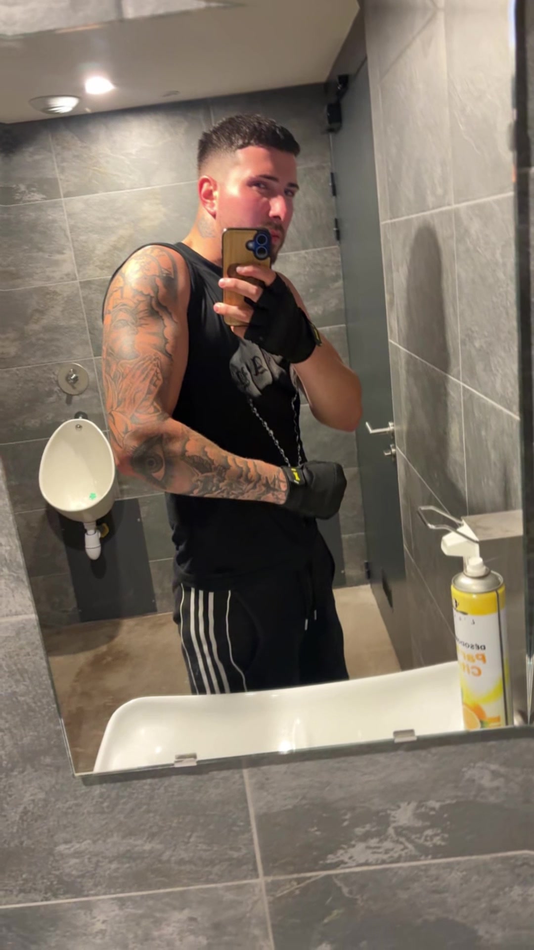 @Alexxxx