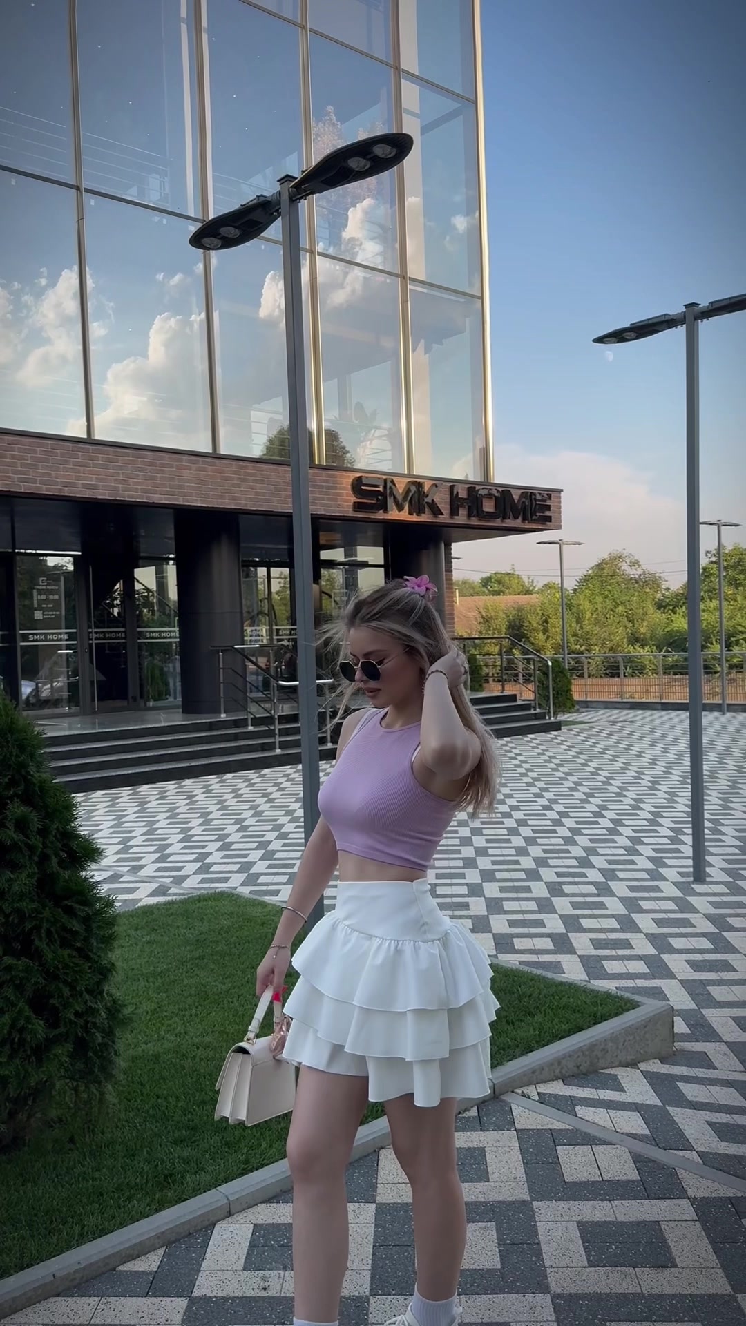@🖤