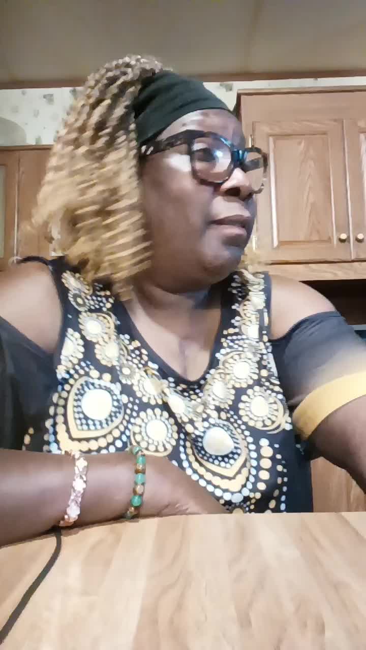 @auntee_carol4life