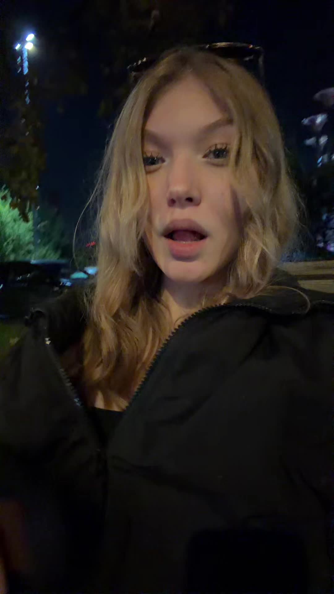 @Varushka🎀