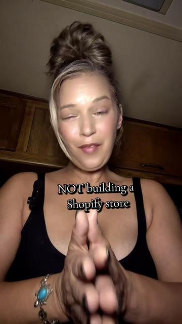 @*Courtney*thepurposelypaidmom