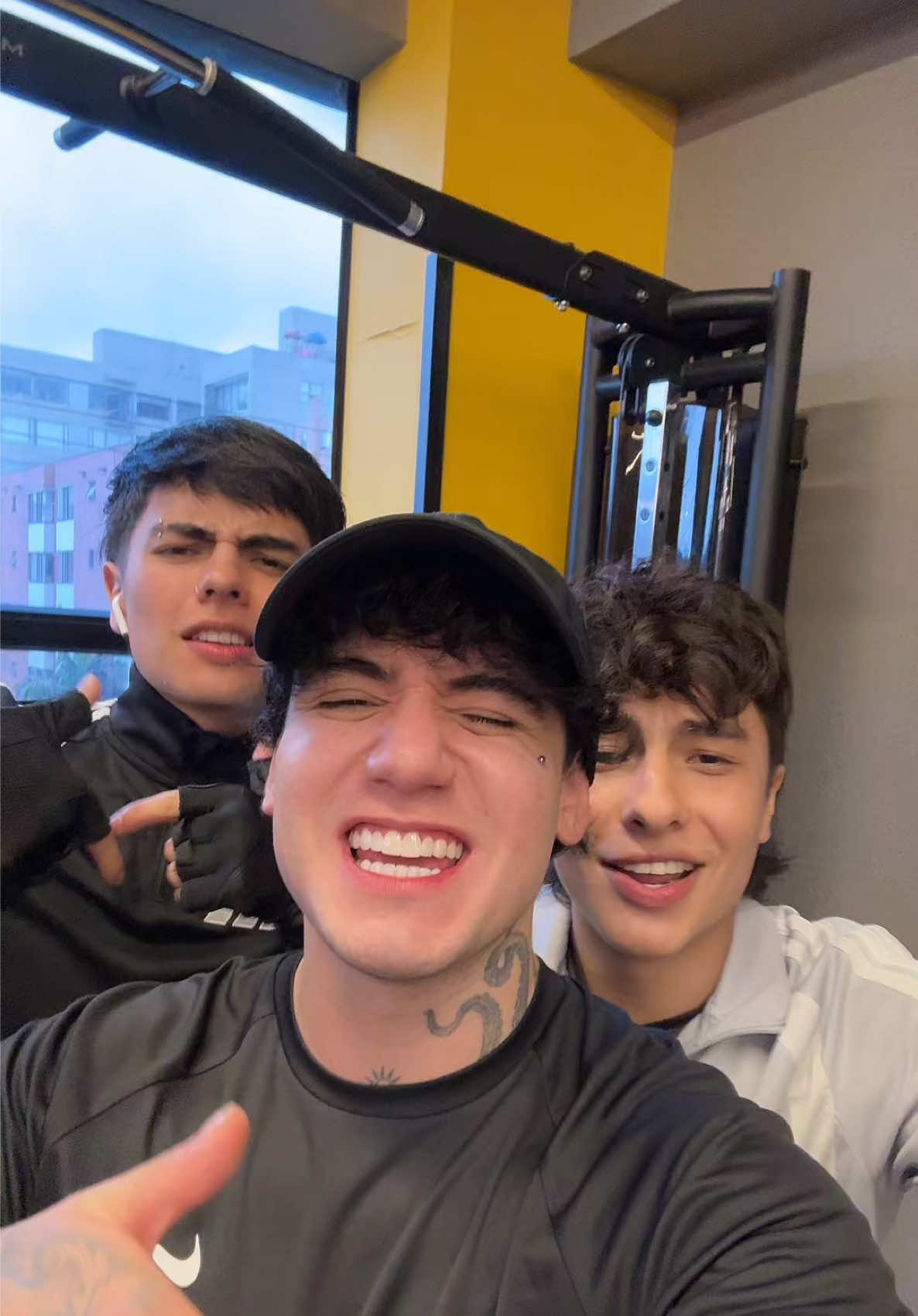 @Andresitow