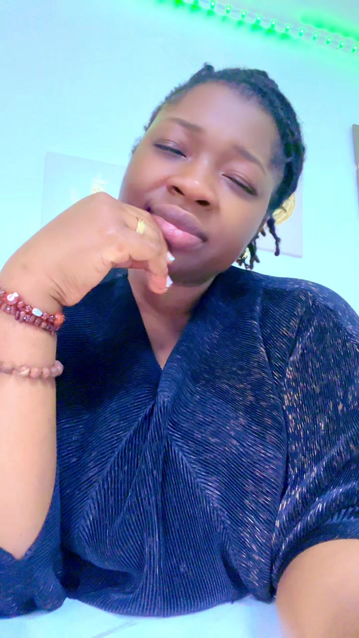 @delalivonoo