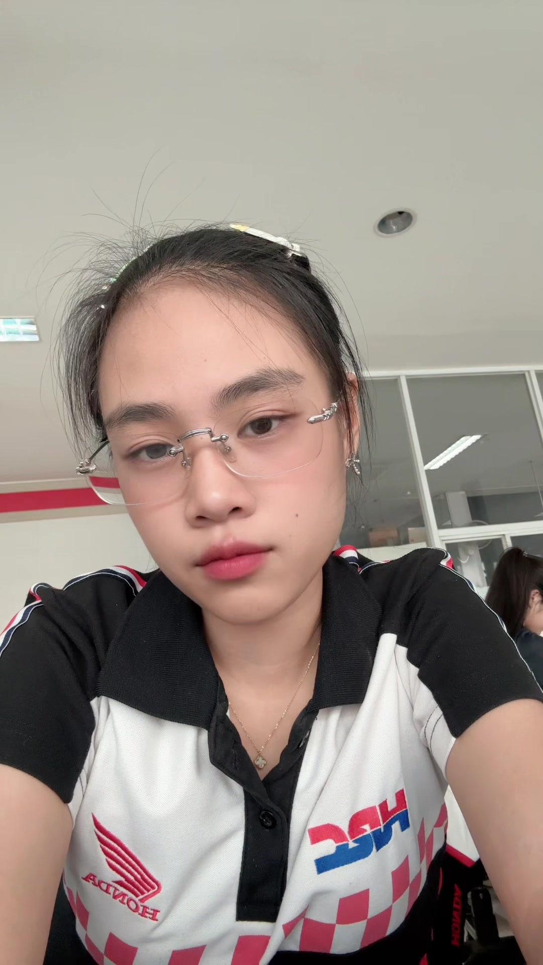 @ploypat12