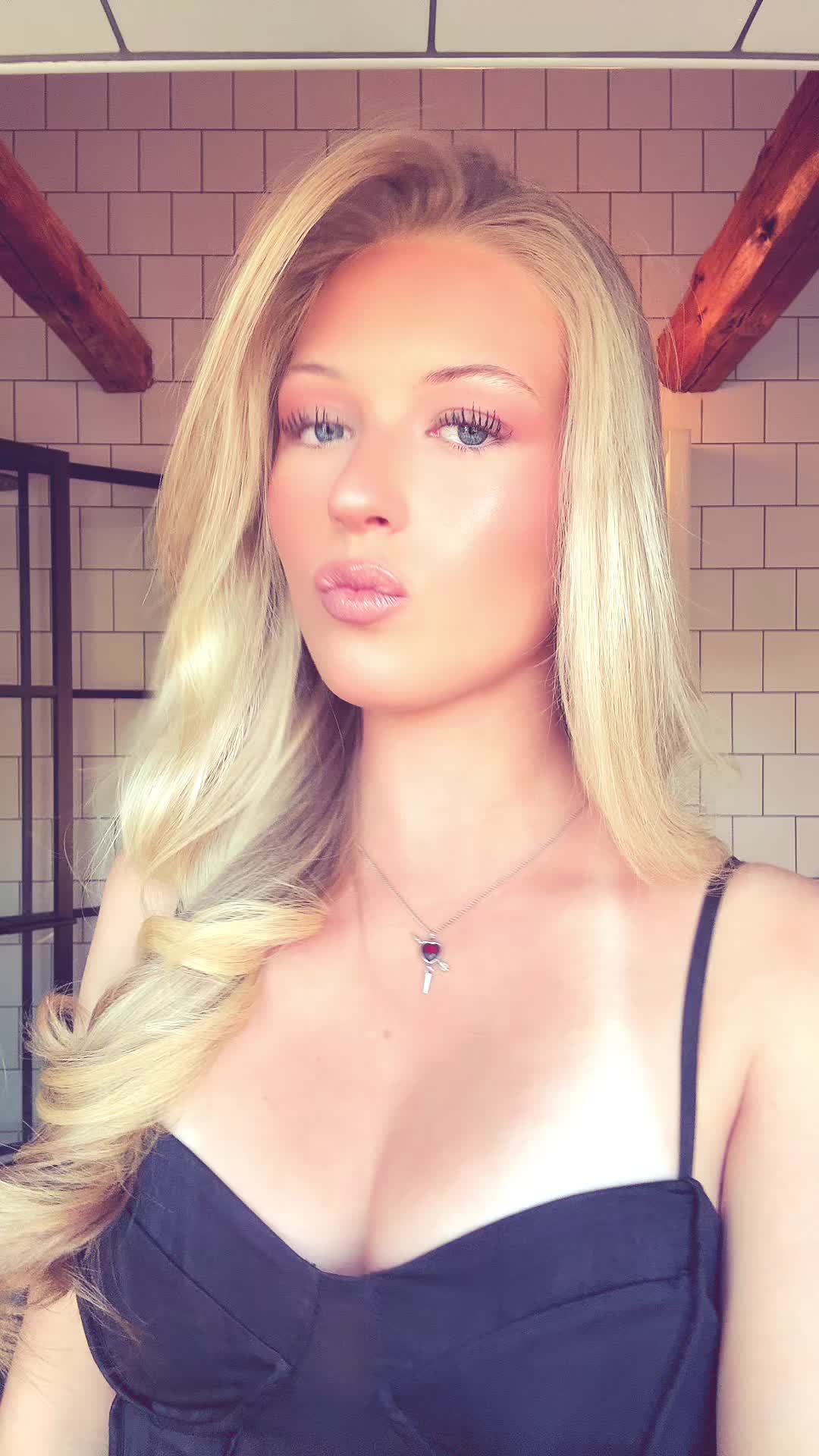 @Lo