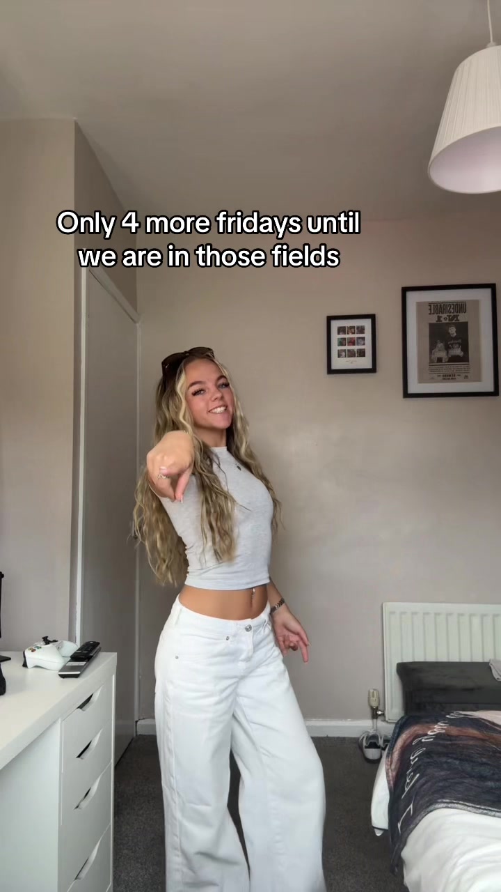 @demileigh🍒🕺🪩