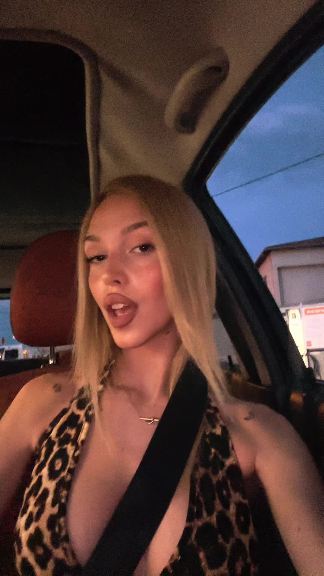 @lenaagk