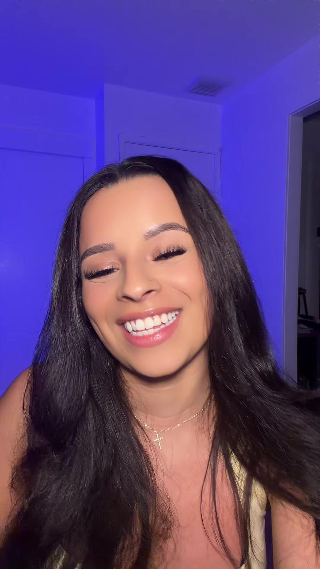 @E 🦋