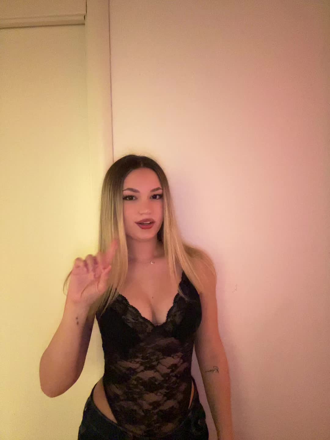 @giuls 𖣂