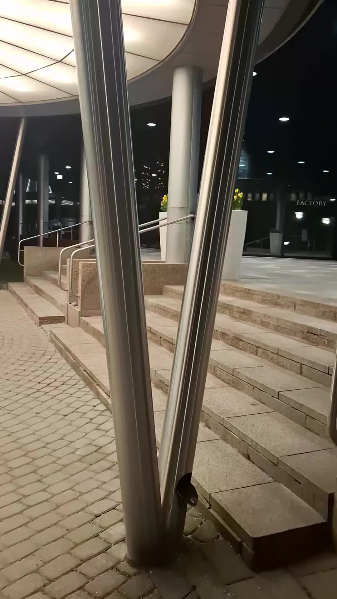 @𝙀 𝙇 𝙄 𝘼 𝙎 • Seurataan