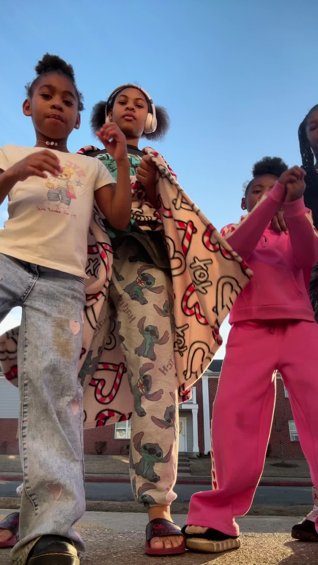 @Ruru Content Creator Mom Of 5
