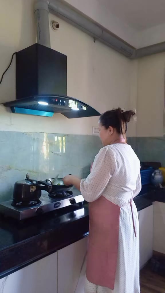 @Tara Rai