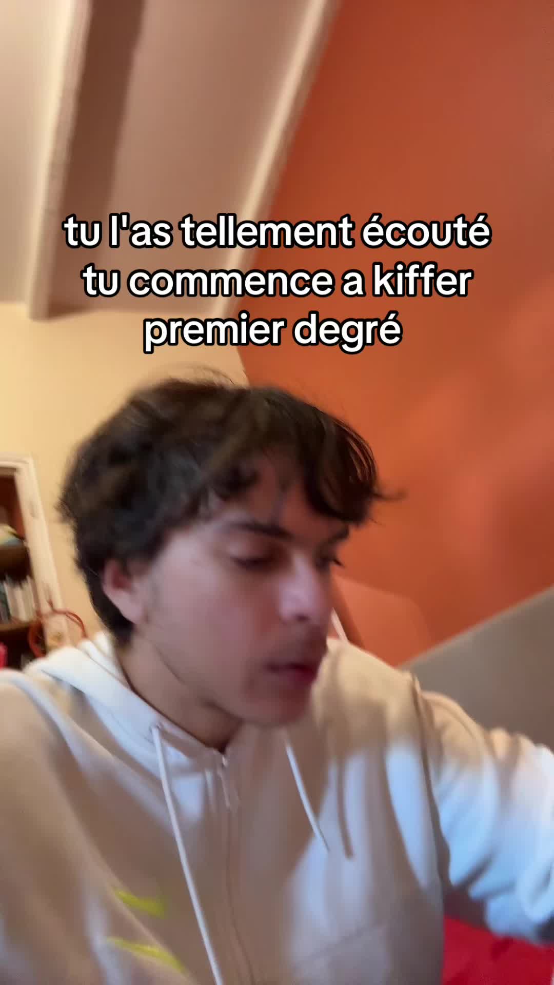 @Némone