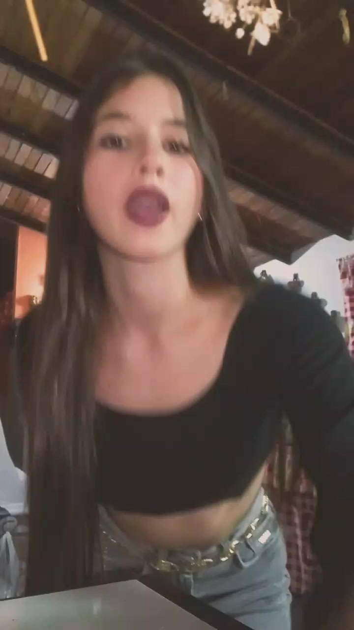 @Jhoskari🦋🌺