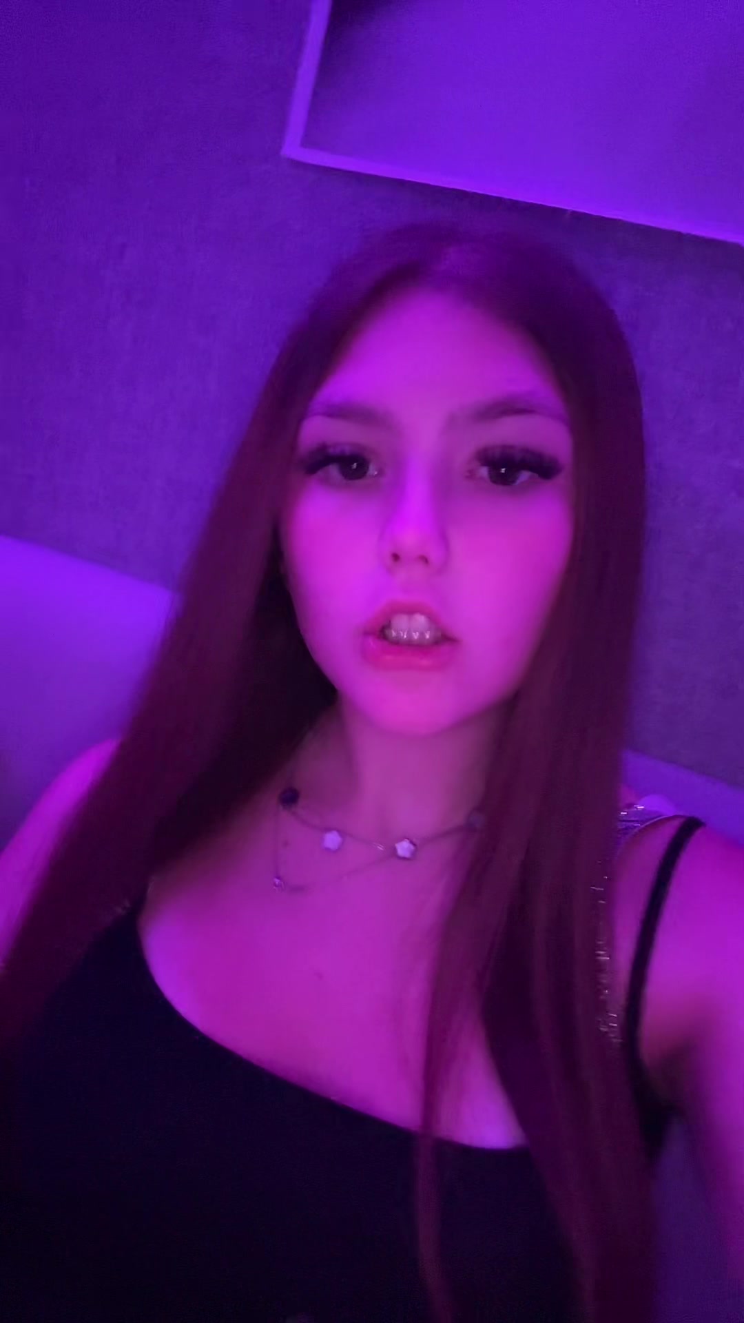 @lily🦄