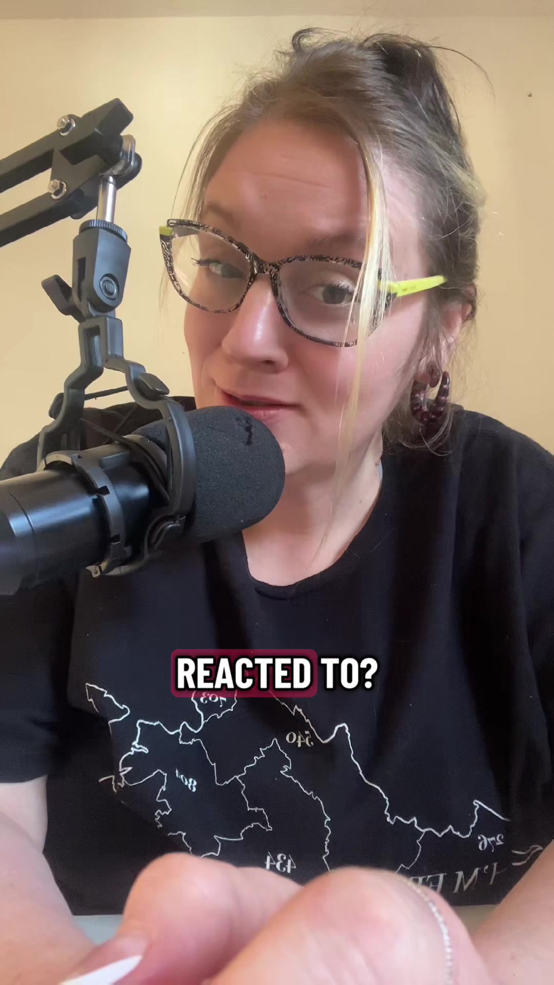 @🖤Kirsten_Reacts🎙️🤘🏻