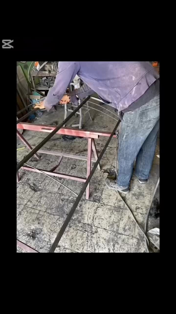 @La9diiir