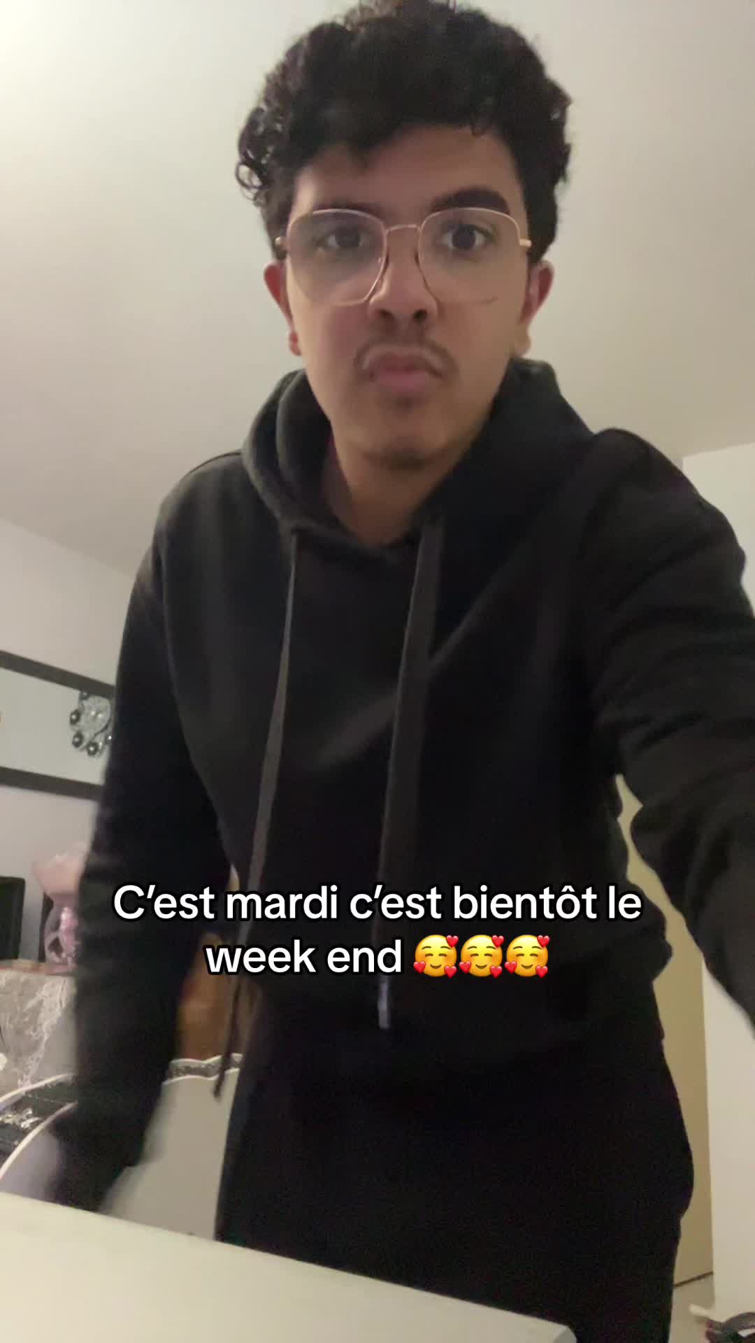 @AJ🌟