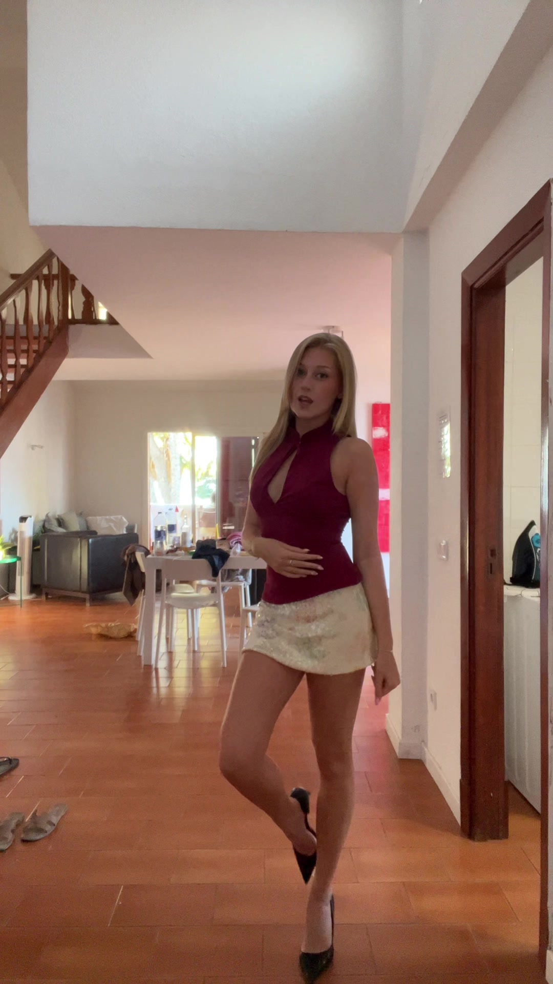 @Ella