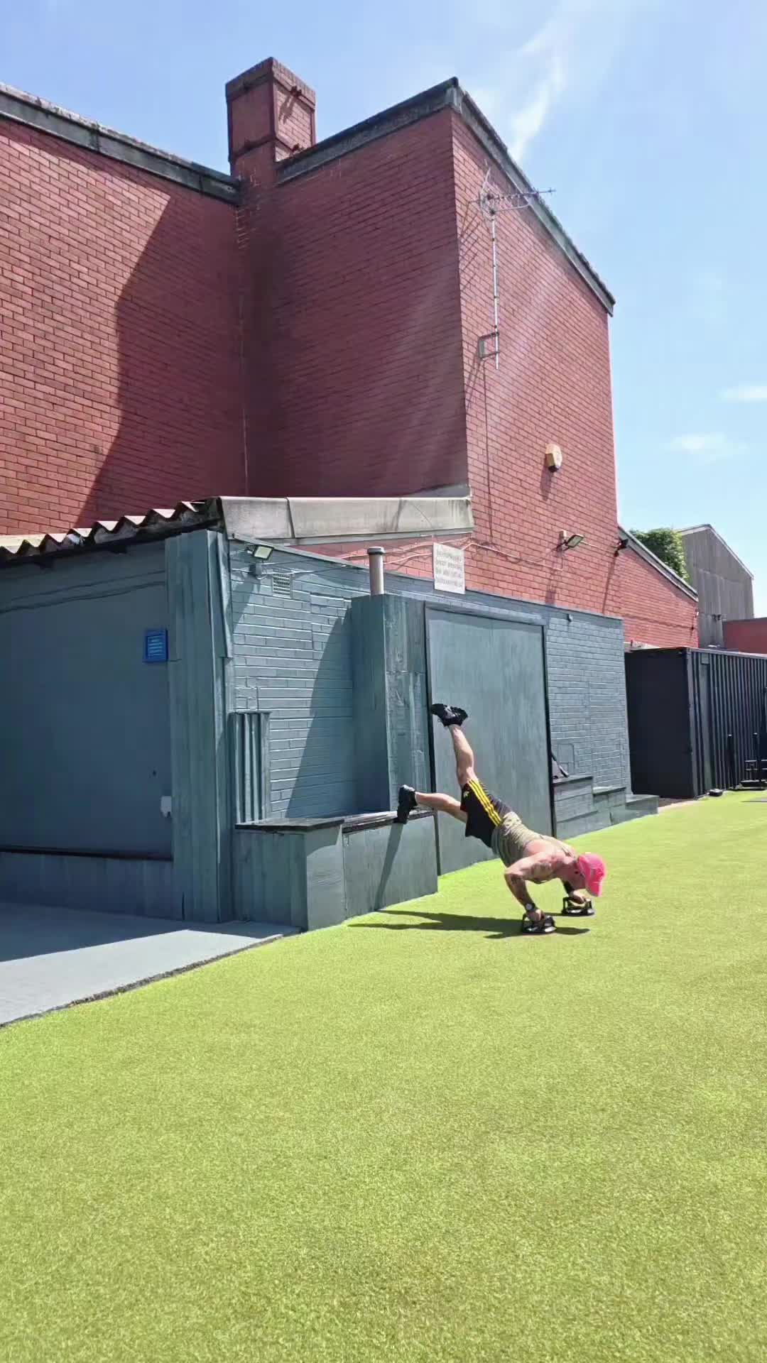 @💪𝕊𝕪𝕙𝕦𝕣𝕤𝕥82🏋♀️