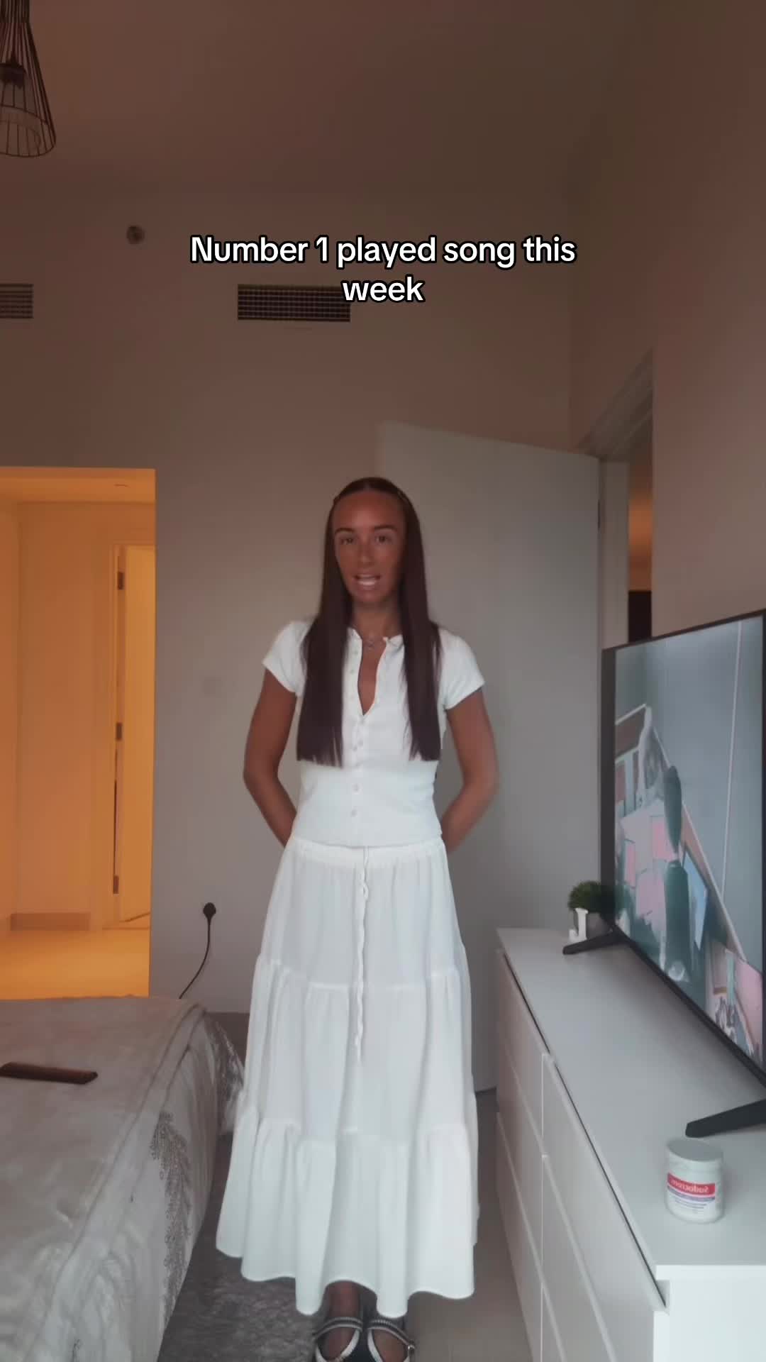 @rachosullivan