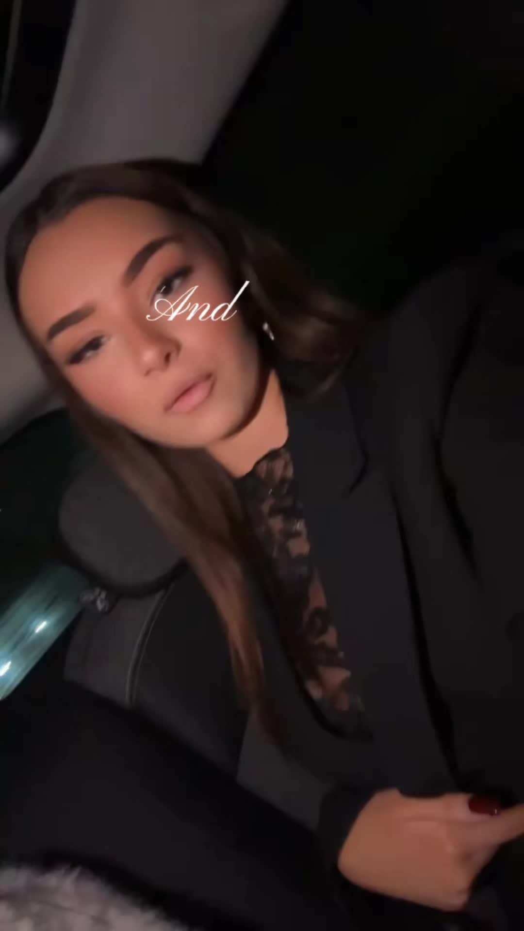 @𝕷𝖔𝖑𝖆