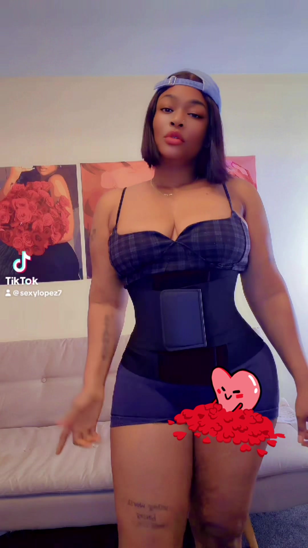 @🇬🇧🇳🇬 SexyLopez09