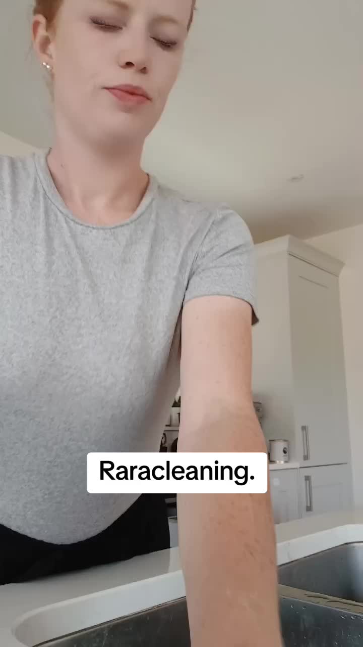 @laurannahall