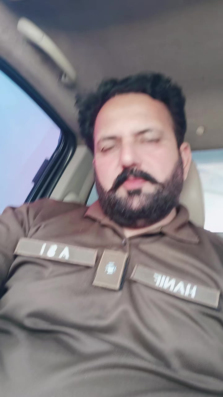 @✌Hanif Ahmad✌Official