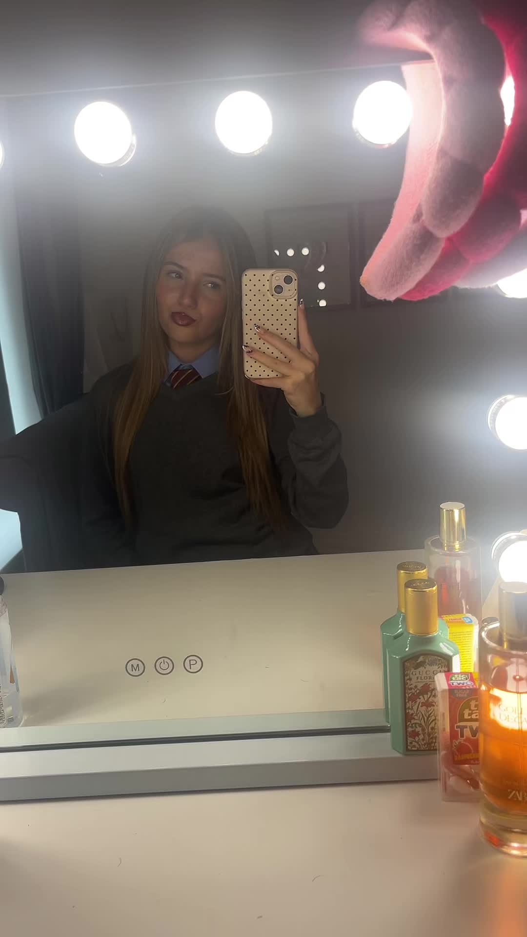 @Ellie withers 🤎🪽