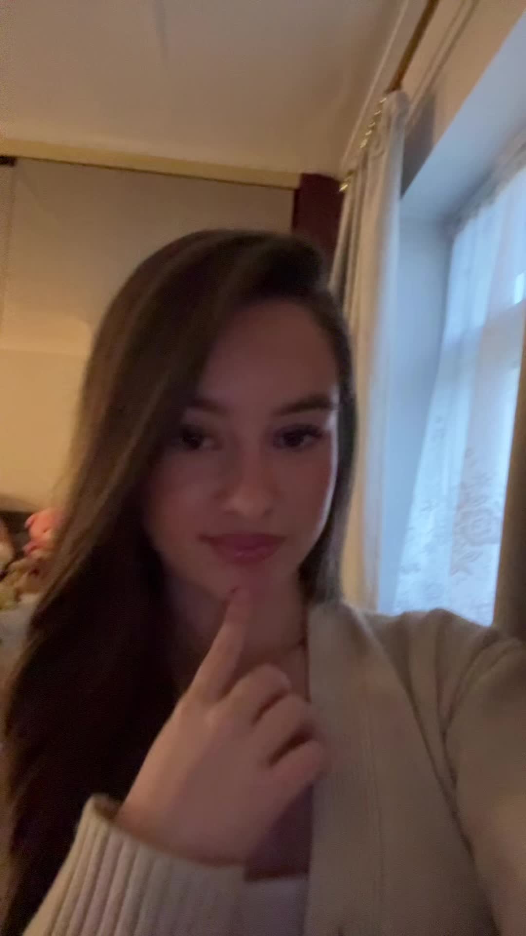 @👻