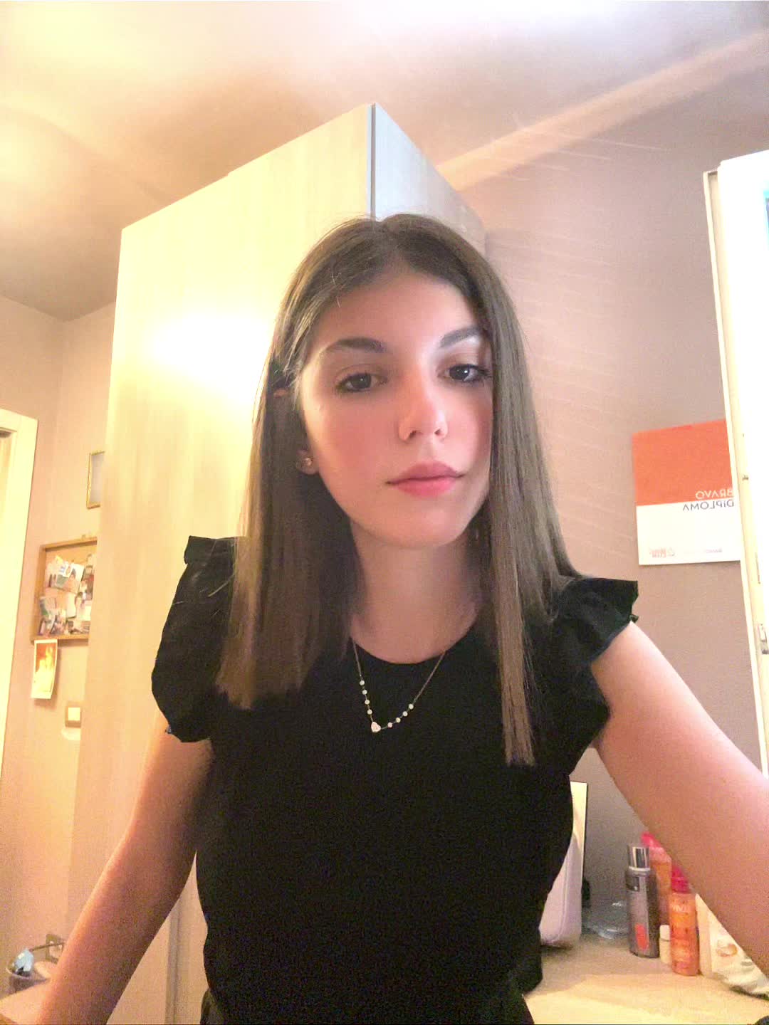 @𝐀 𝐋 𝐈 𝐂 𝐄