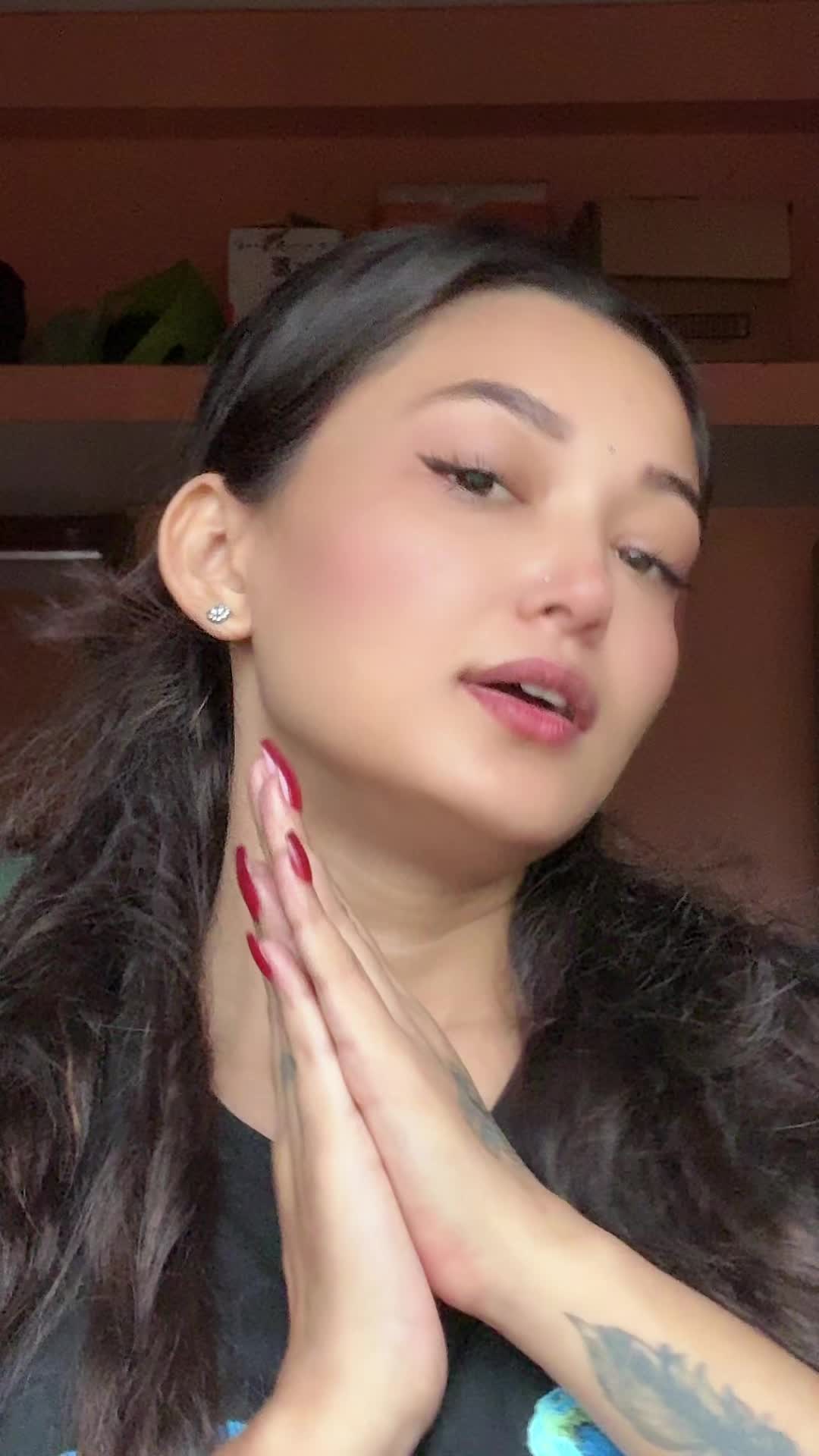 @Somya Pokhrel❣️