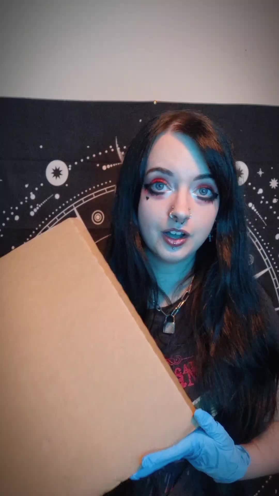 @Bex Valentine 🎃 elder emo