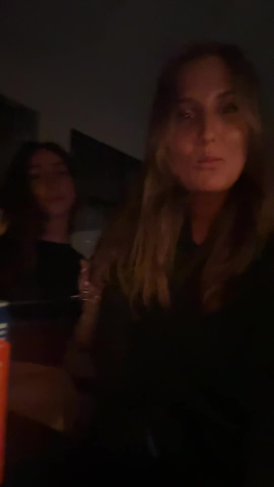 @user575757776