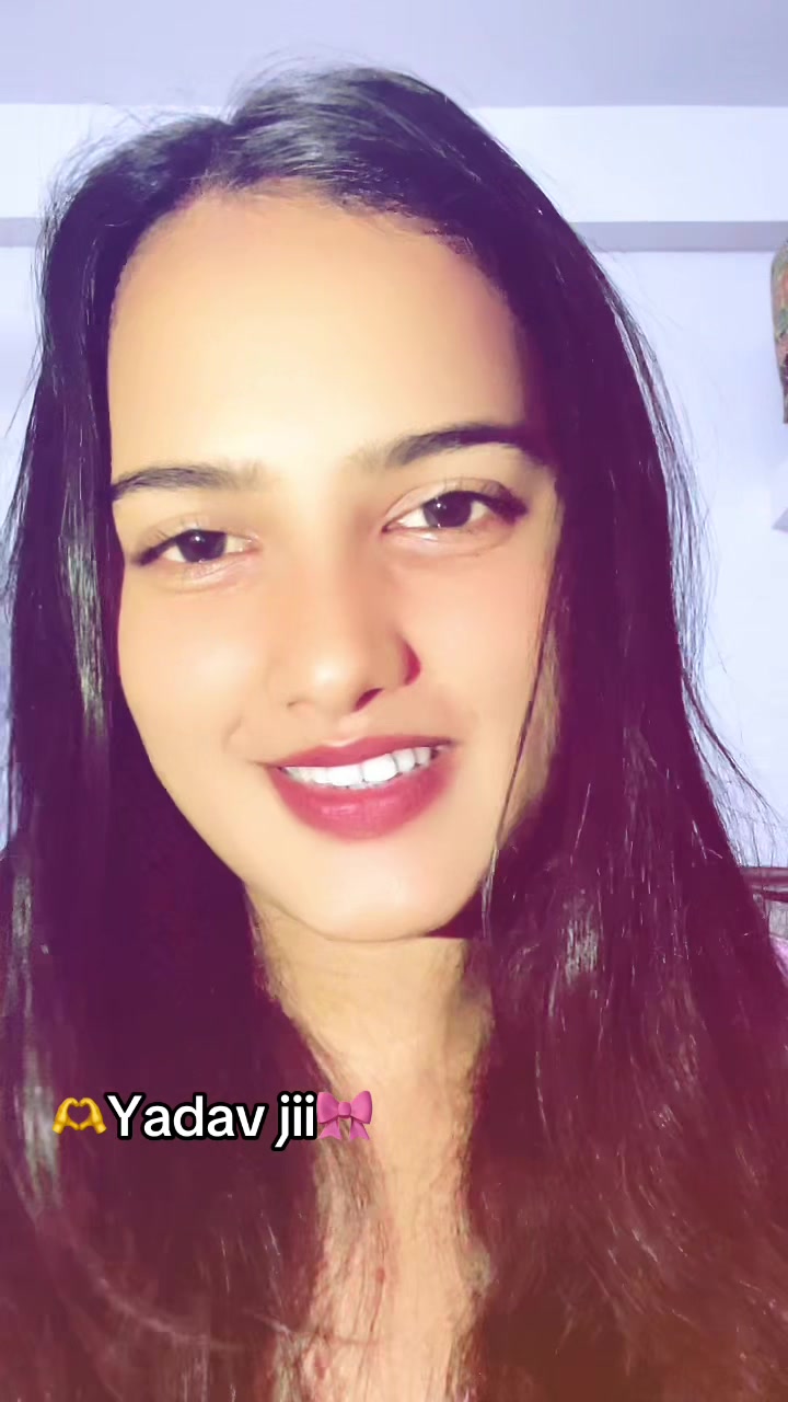 @Yadav girl🔥