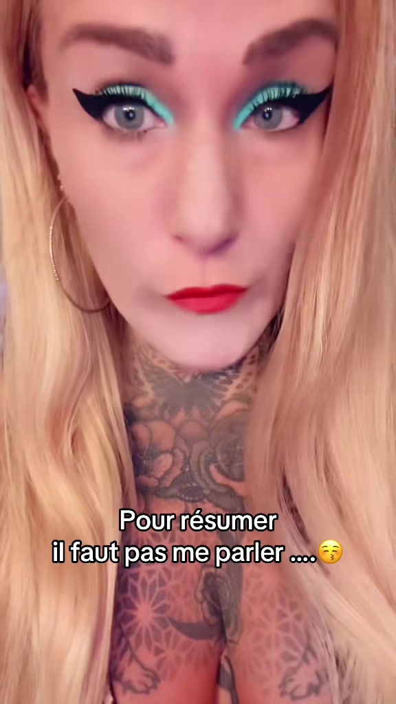 @☮️ana☮️