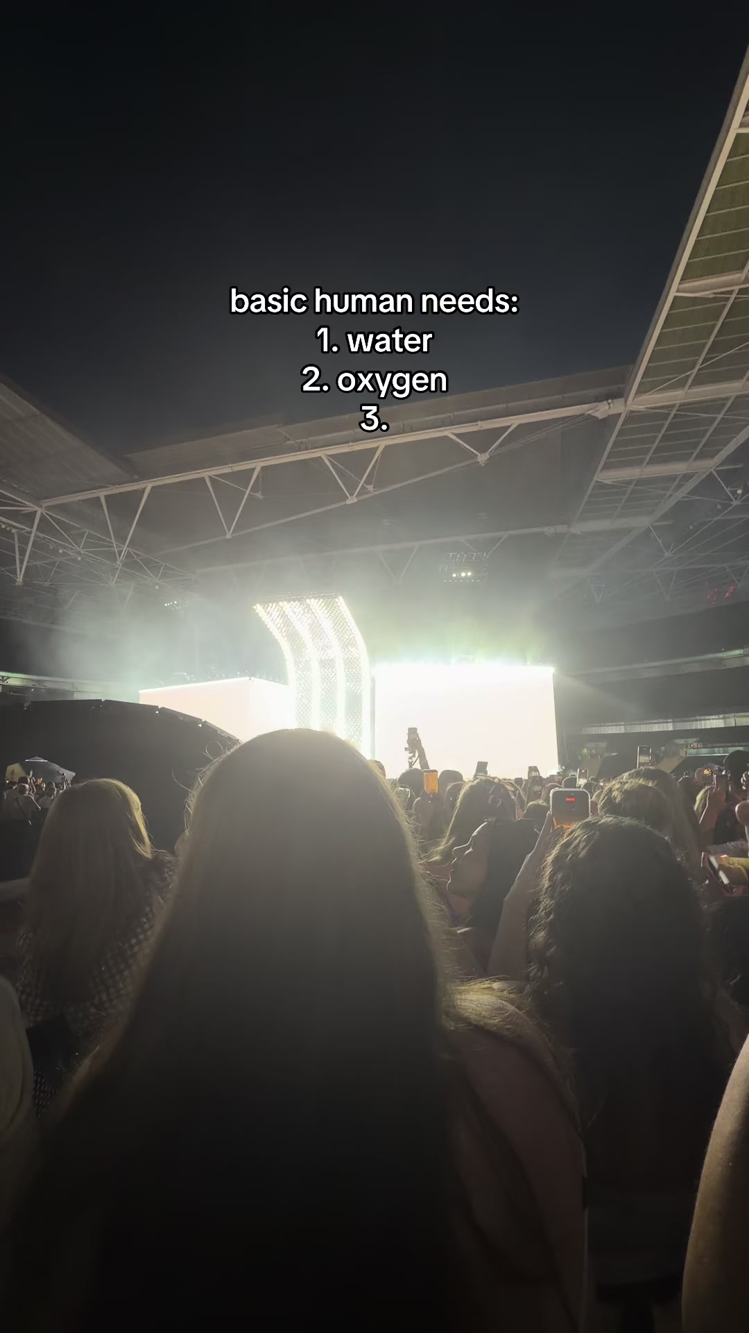@𝐢𝐬𝐚𝐛𝐞𝐥𝐥𝐚 🪩 🎤 🎫