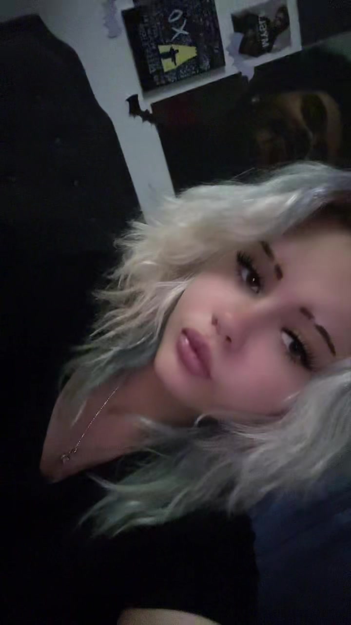 @DontgettoChloestome ๏พ๐ถ๐ฅด๐