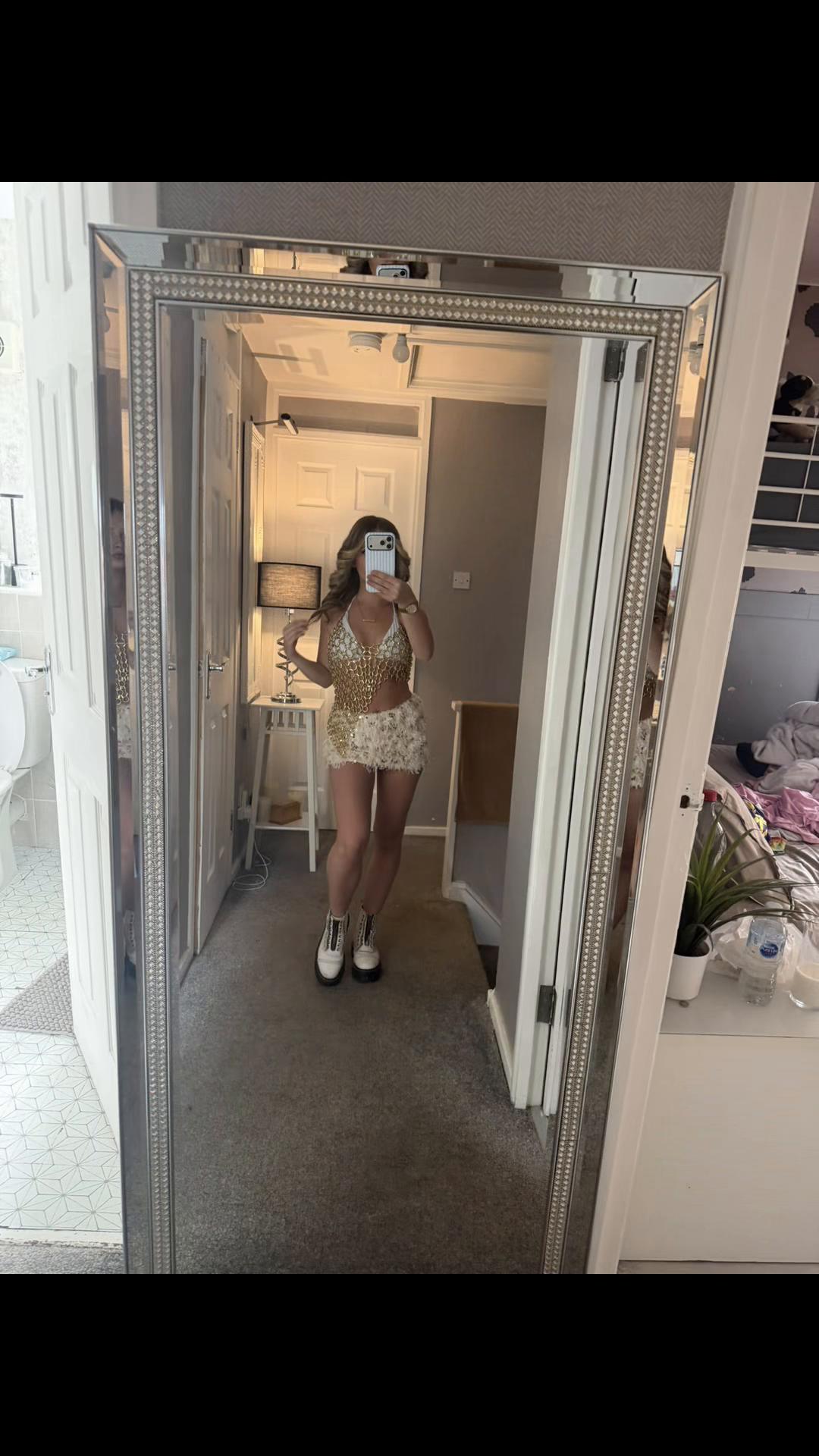@𝑴𝑖𝑙𝑒𝑖𝑔ℎ𝑬𝑙𝑙𝑖𝑜𝑡𝑡🎀