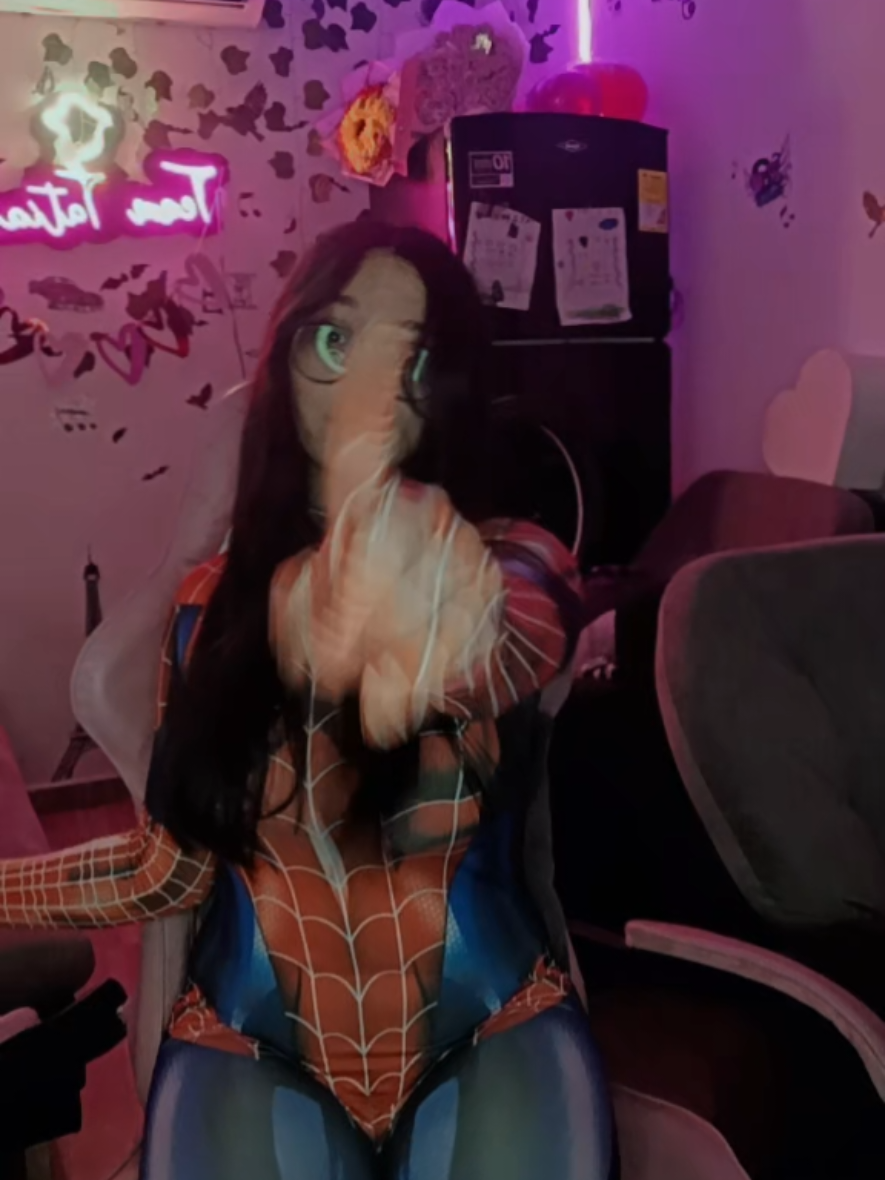 @👻𝐓𝐚𝐭𝐢𝐃'𝐋𝐞𝐨👻