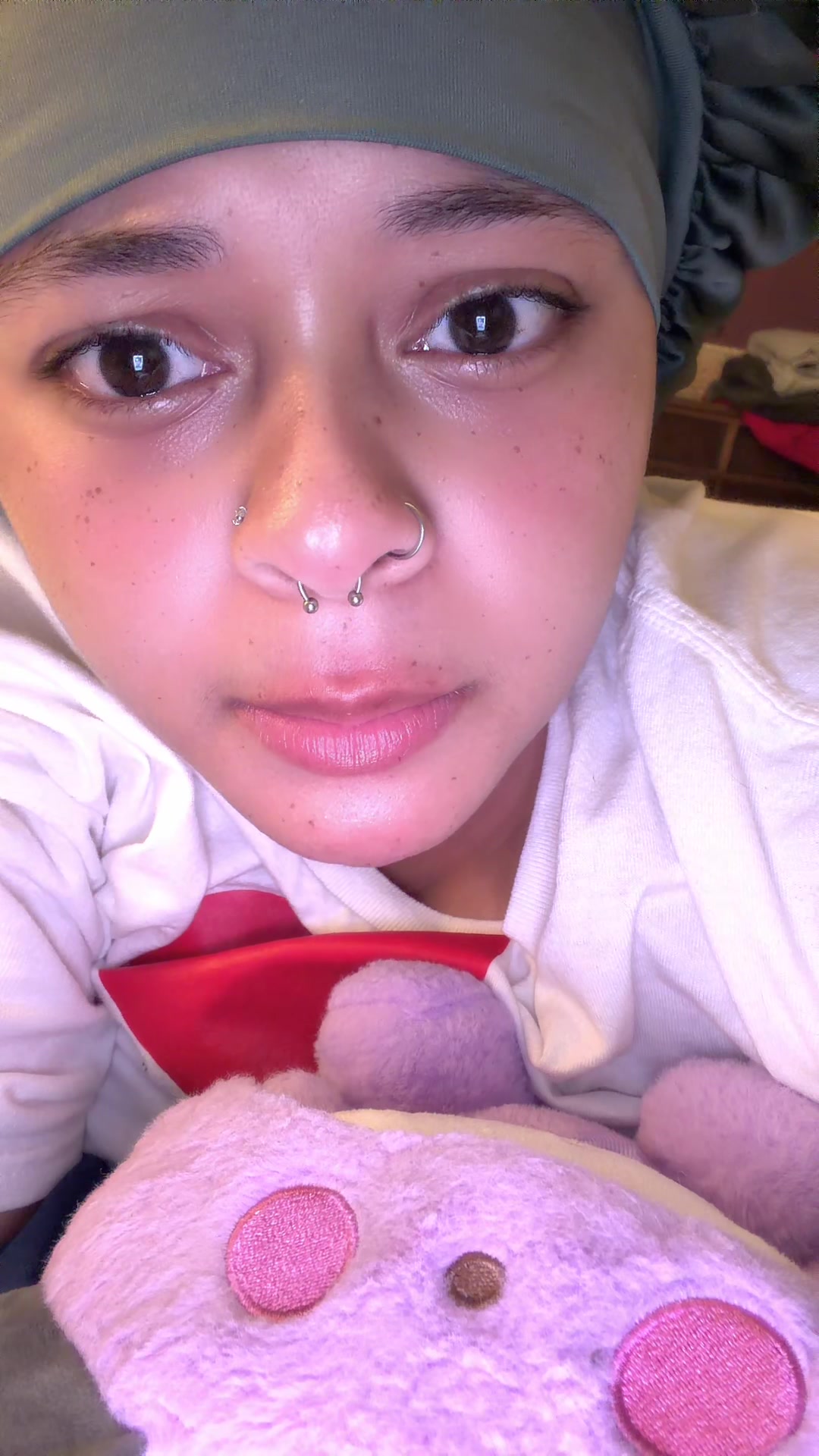 @T<3