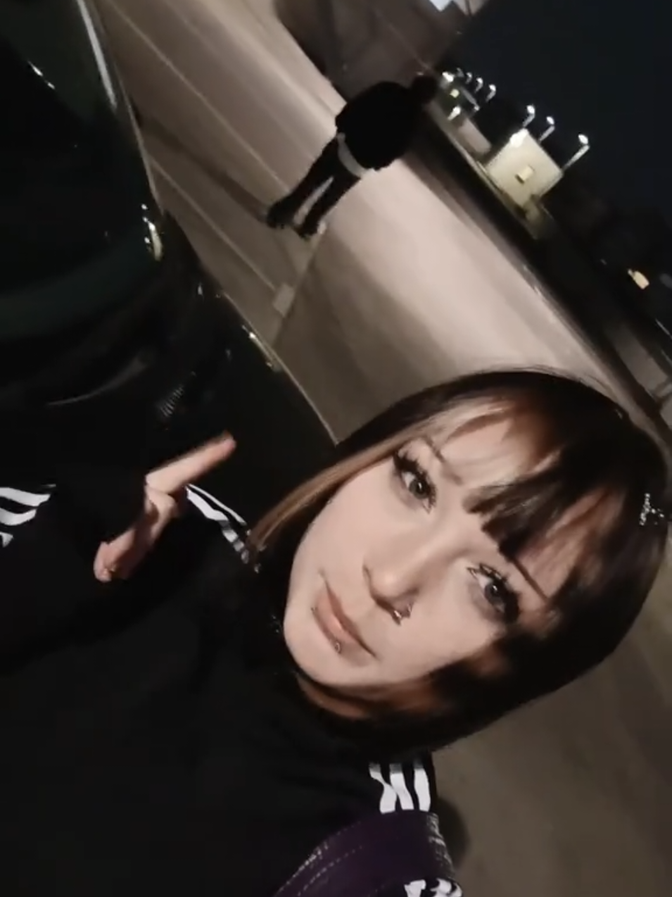 @𝔏𝔦𝔫𝔠𝔥𝔢𝔫 ٠࣪⭑