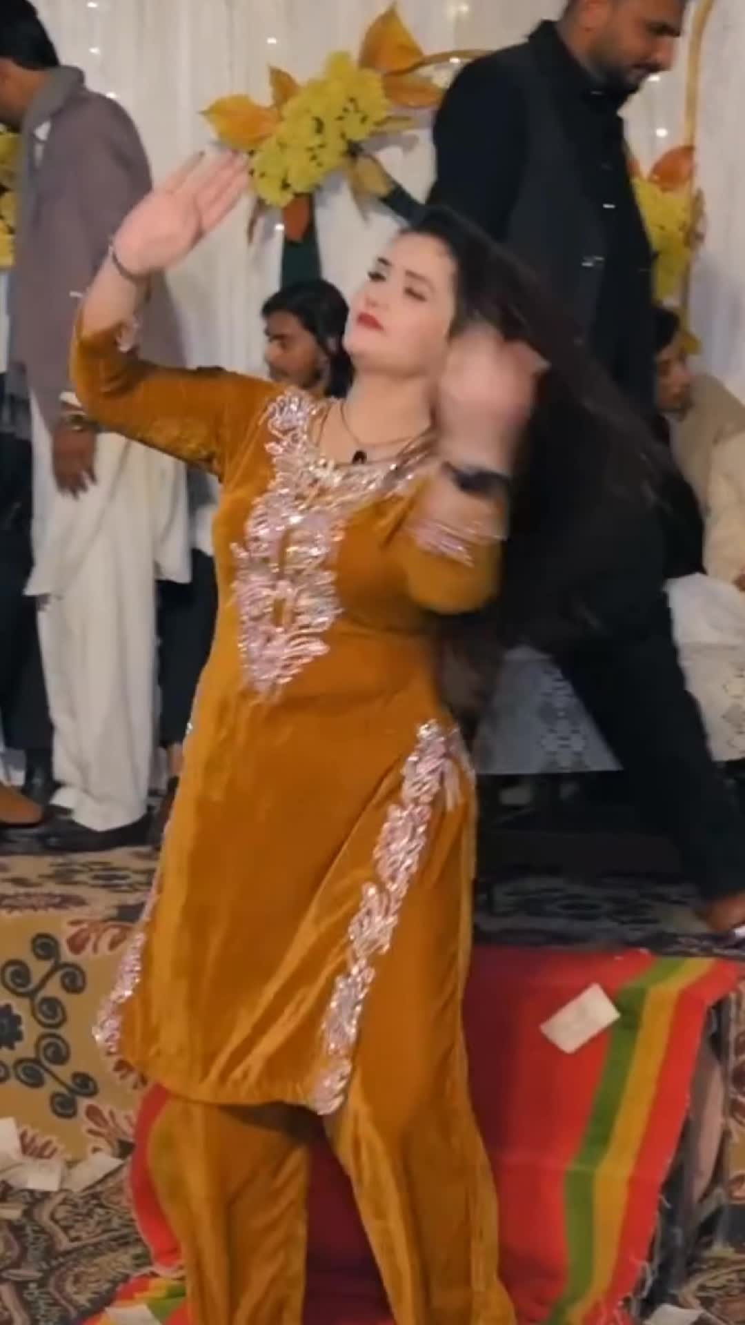 @Shahbaz Khan 714