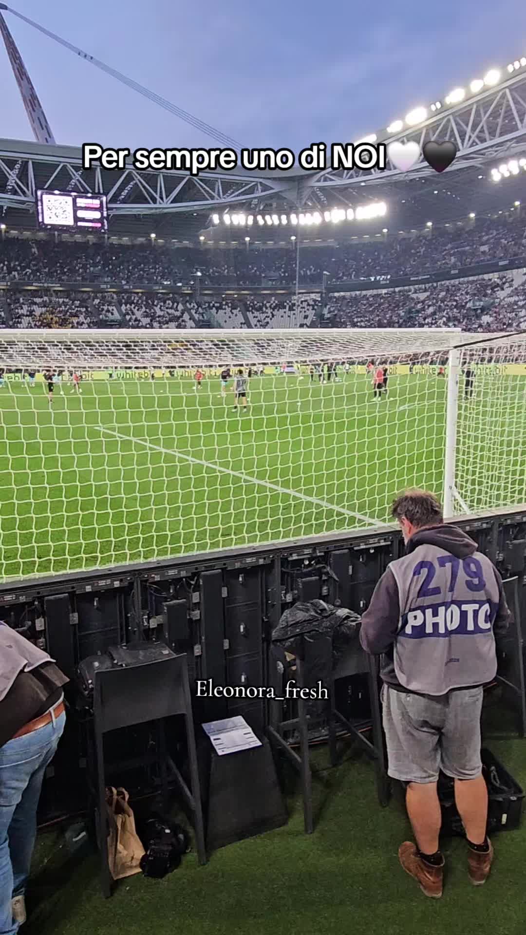 @Eleonora 🤍🖤