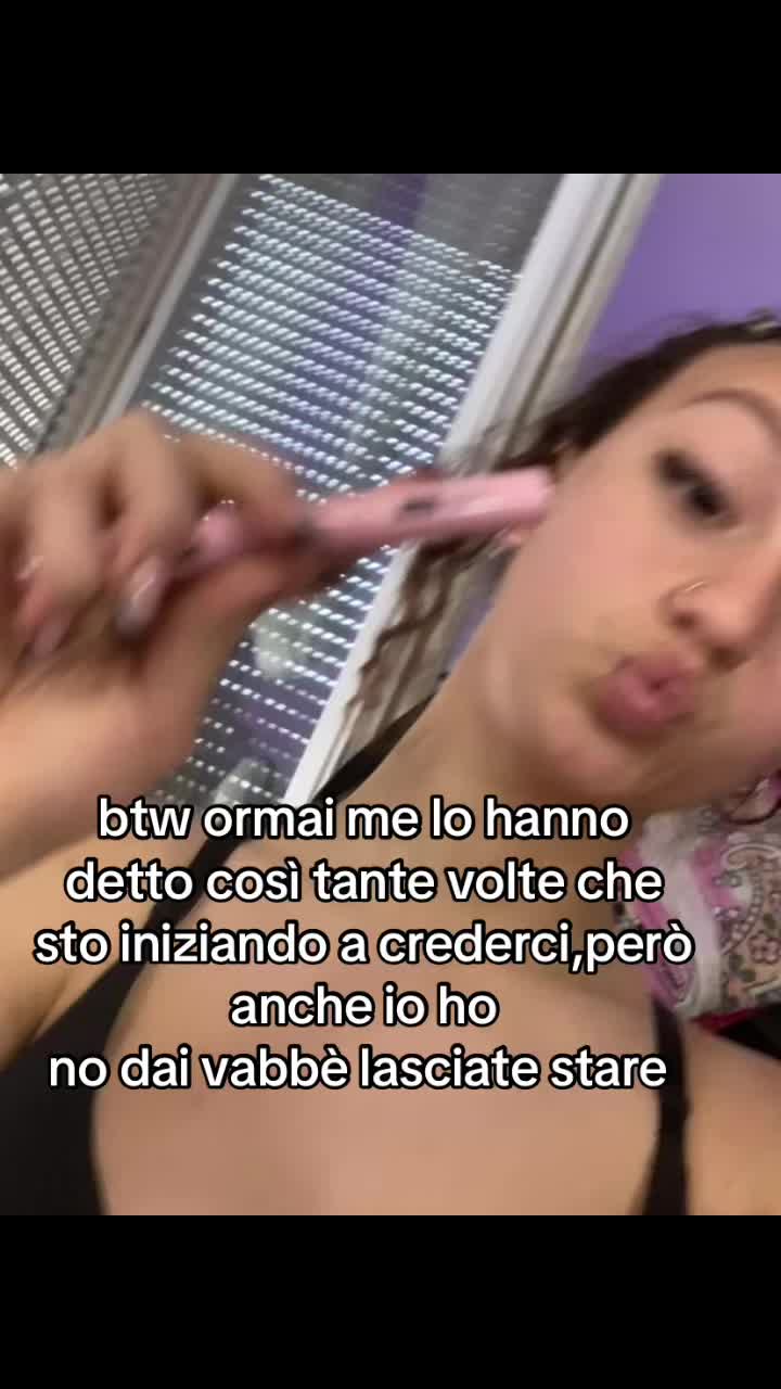 @𖣂
